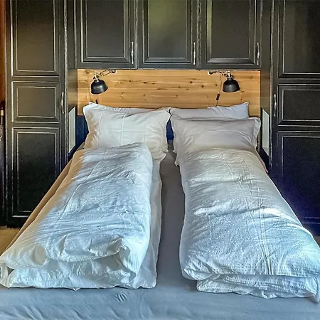 Dom wakacyjny Beautiful In With Sauna Aseral